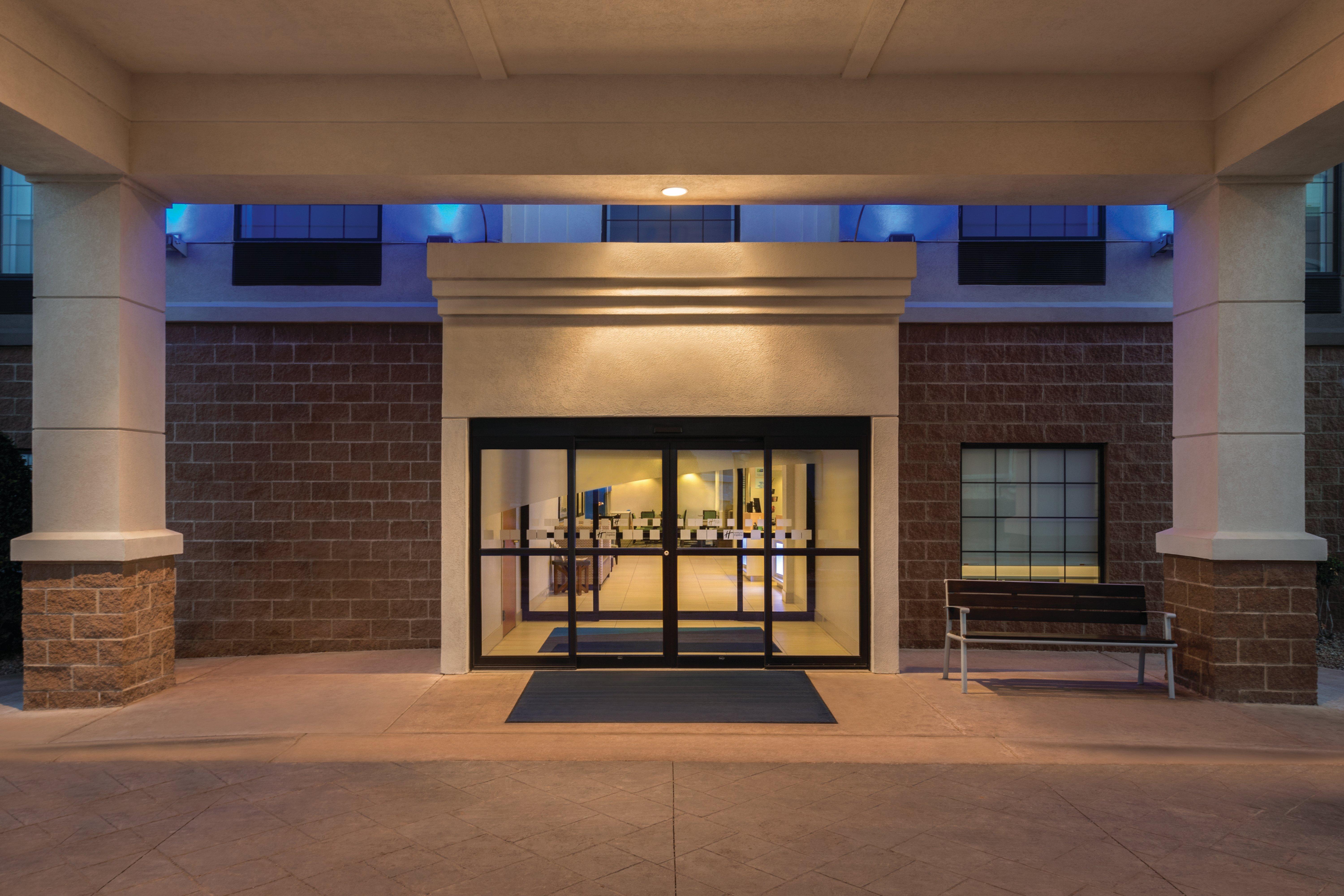 Holiday Inn Express Hotel & Suites Lawton-Fort Sill By Ihg Dış mekan fotoğraf