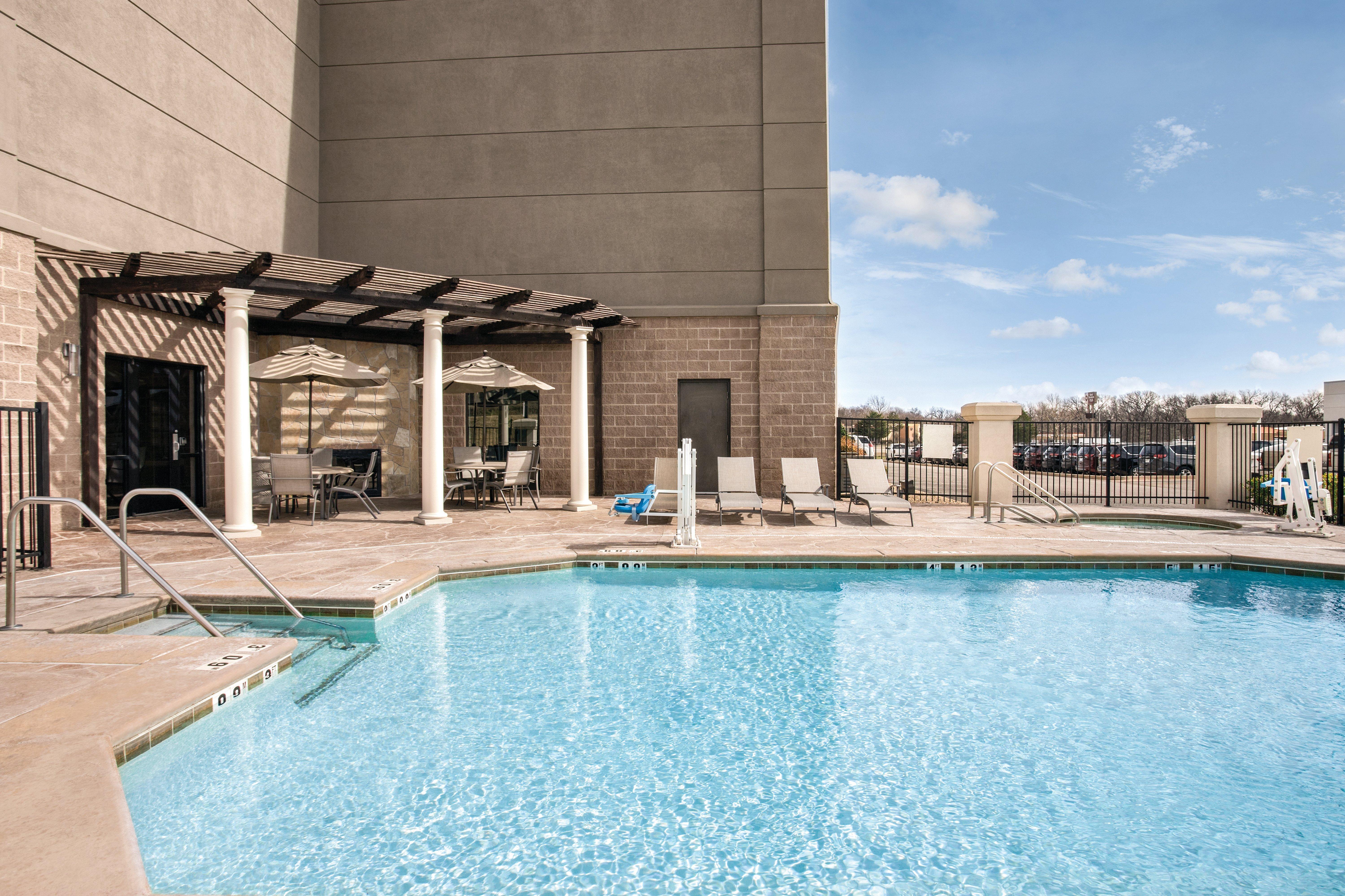 Holiday Inn Express Hotel & Suites Lawton-Fort Sill By Ihg Dış mekan fotoğraf