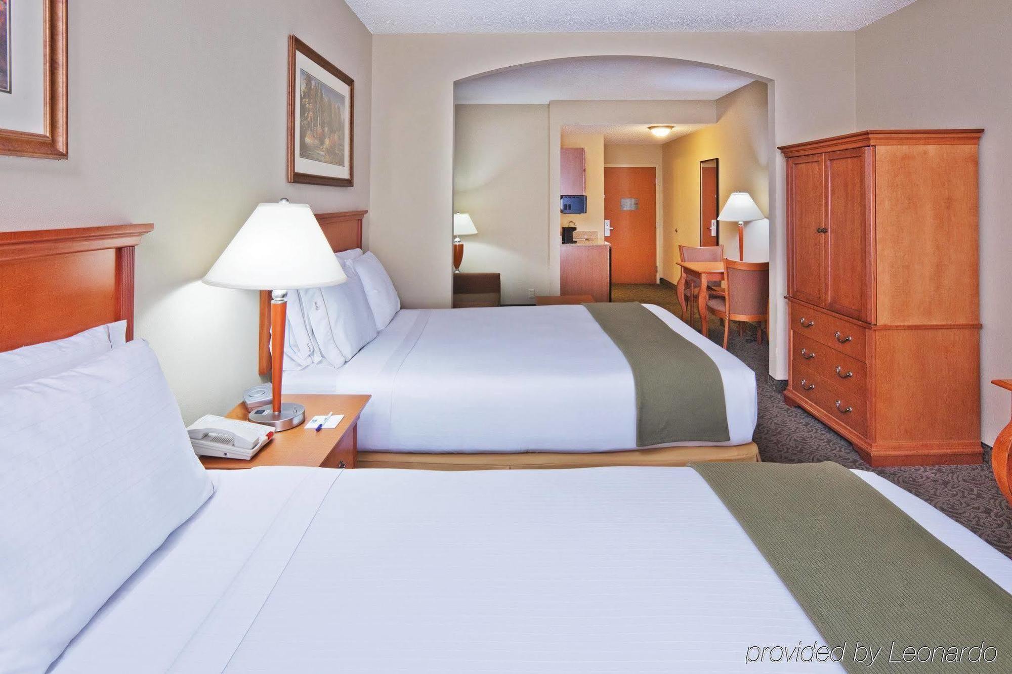 Holiday Inn Express Hotel & Suites Lawton-Fort Sill By Ihg Oda fotoğraf